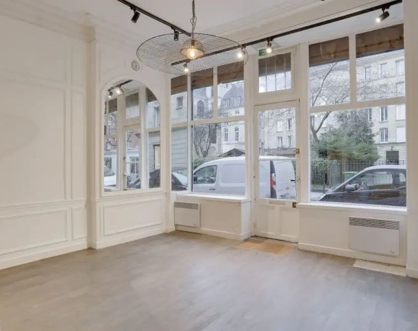 75004-125-1811-Saint-Gervais