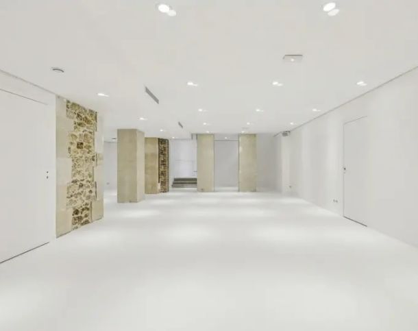 75001-300-293-Halles