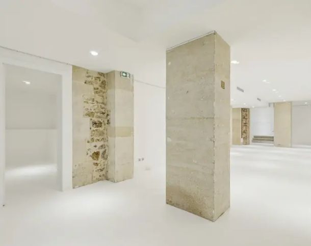 75001-300-293-Halles