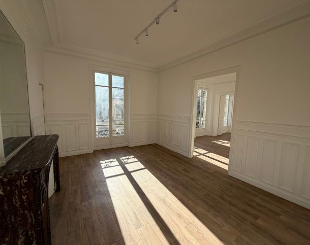 75003-250-1818-Arts-et-Métiers