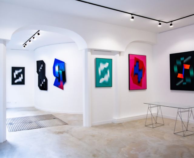 Short-term rentals: all types, everywhere