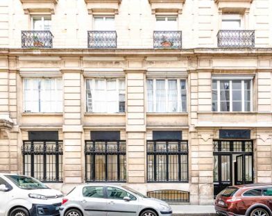 75003-340-125-Archives