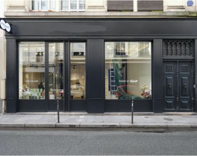 75003-130-46-Archives