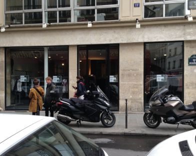 75001-240-154-Halles