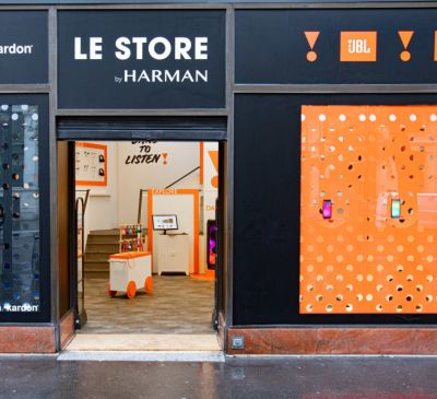 JBL & Harman Kardon s’installent dans la capitale
