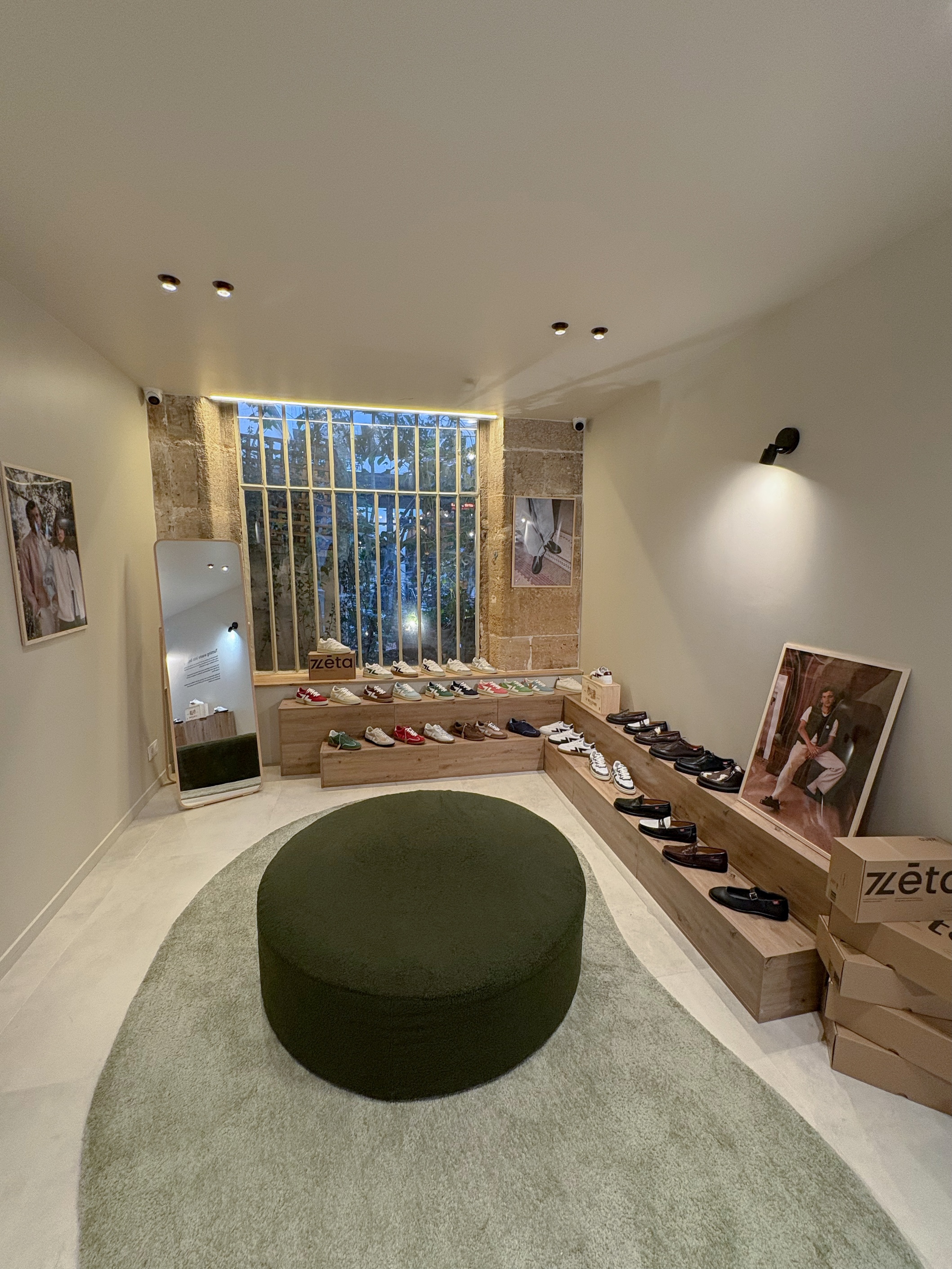 pop up store à louer paris, boutique à louer rue sainte croix de la bretonnerie, location éphémère