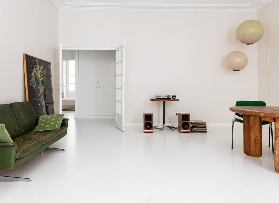 pop up store palais royal, pop up store fashion week, pop up retail luxruy area in paris